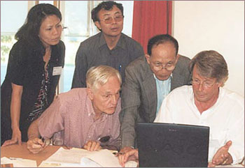 Delegates to conference on long-term consequences of Vietnam War